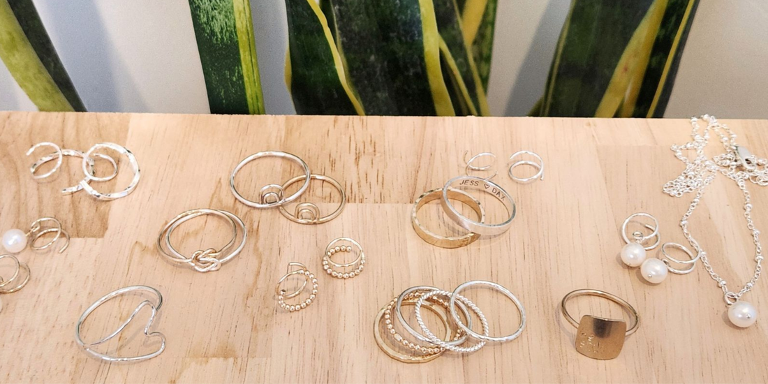 How to Build an Everyday Jewelry Capsule You’ll Actually Wear