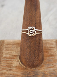 Twin knots ring